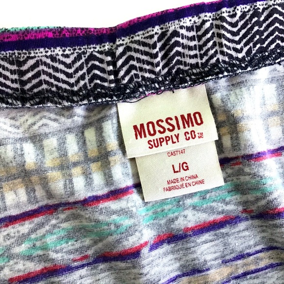 Fun Geometric Twirly Mini Skirt Elastic Waist - Picture 5 of 5